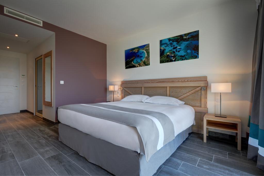 Hotel Carre Noir Porto Vecchio Habitación foto